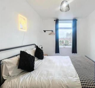 Zetland House Apartment - First floor with garden and parking - Southport - 7