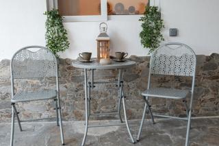 Ioanna's Sweet Home Flogita - 4