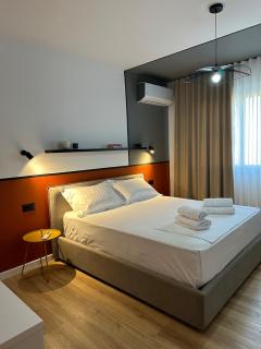 Mondrian Luxury Apartment - Durazzo - 3
