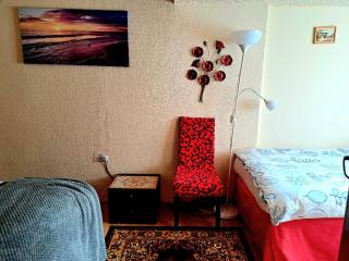 Private room in shared house-N 1 - Nottingham - 3