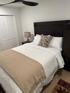 Catskills Mountain Retreat Luxury Meets Serenity - Jewett - 7