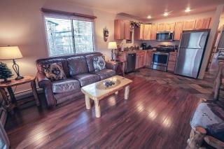 Fawn Valley Inn- 267 condo - 8