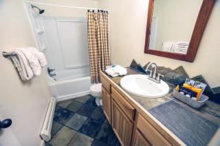 Fawn Valley Inn- 267 condo - 3