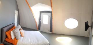 The Spaceship House! - Navarre - 7