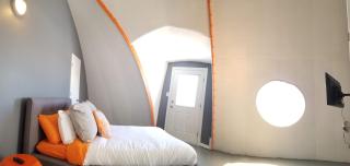 The Spaceship House! - Navarre - 2