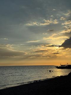 Isla Enriqueta - Private Beach Resort - Iba - 2