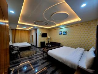 GrandTaj - 0