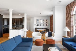 Top Floor Condo Downtown Louisville - 1