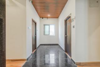 Hotel O Holiday Luxury - Surūrnagar - 0