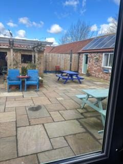 The Feed Room At Eastmoor Farm Fully Renovated Fully Equipped 2 Bed Luxury Mews Cottage 1 Mile from the Beach - Bridlington - 9