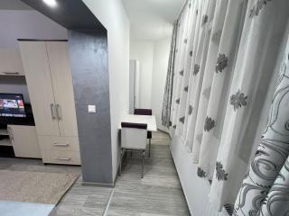 KUMA House - Cazare Modernă & Confortabilă - Free Parking - Zalău - 9