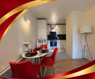 Misk Homes #1 Near City Airport Shops - Everything nearby! - 4