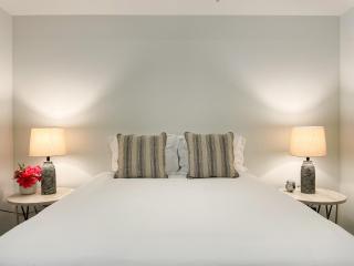 Suite Downtown Pool and Gym Access - Los Angeles - 6