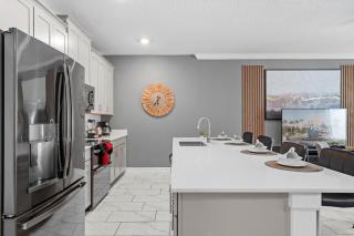 Stylish 4BR home Near Disney with Themed Rooms - 2