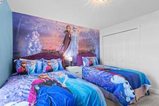Stylish 4BR home Near Disney with Themed Rooms - 0