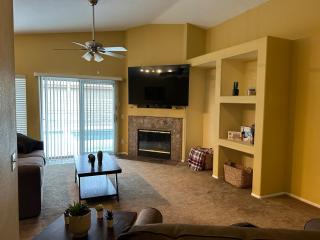 Walking Distance to Stagecoach - Indio - 8