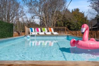 Luxury Austin Retreat w Pool, Games, Sleeps 12 - 7