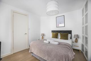 Great Eastern 3 by Artsy - London - 9
