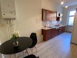 Cozy and Renovated Apartment in the Heart of the City - Stettin - 5