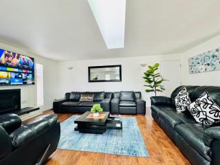 Shiny Rambler House with Spacious Solarium. - 8