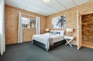 Bradman-Budget Waterfront Accom, Pet Friendly - Maroochydore - 5