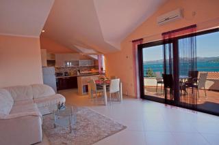 Apartments Villa Leona - Betina - 4