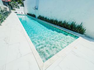 Apto Térreo com 2 quartos (ambos com ar split), sendo 1 suíte, internet privativa 300MBPS, no Residencial Vila Regina, condominio com piscina e área gourmet bem próximo a praia de Taperapuã - Porto Seguro - 7