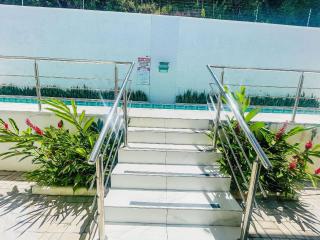 Apto Térreo com 2 quartos (ambos com ar split), sendo 1 suíte, internet privativa 300MBPS, no Residencial Vila Regina, condominio com piscina e área gourmet bem próximo a praia de Taperapuã - Porto Seguro - 3