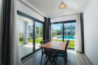 Ben Houses Family - 3