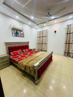 SAKOON stays in Faisalabad - Faisalabad - 9
