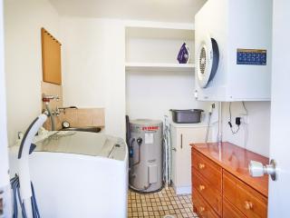 Spacious Beachside 2-bed 2-bath Apartment - 3