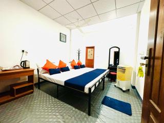 NMK Trinco Holiday Inn - Trincomalee - 2