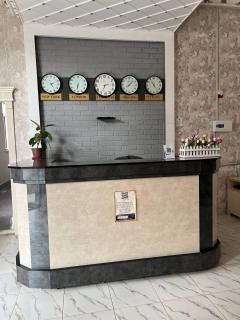 Grand Mountains Hotel - 1