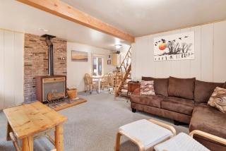 Cute and Cozy Cottage- Big Bear Retreat in the Pines - Sugarloaf - 9
