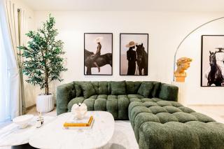 Fabulous 1BR in Dubai Marina near Beach With Sea Views - 8