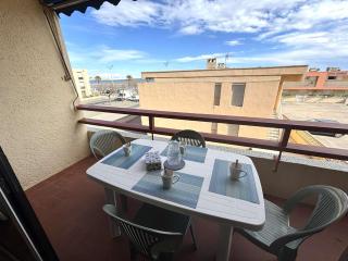 Appartement 2 pièces cabine, proche plage, balcon - FR-1-229C-104 - 0