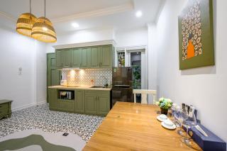 Luxe Paradise Suites Hotel Dich Vong Hau - 1