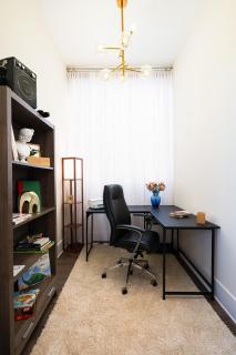 Sleeps 10! Rooftop Luxe Pet-Friendly Downtown HTX - 4