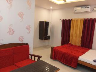 Homestay & Food - Belūr - 0