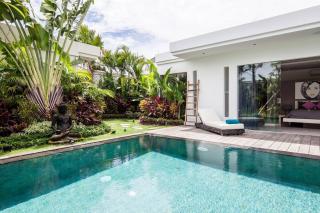 Seminyak Modern villa 4 BR fully serviced 5 - 1