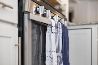 Stay & Play Indy- Indoor Fun - 5 Min to Downtown - Sleeps 10 - Arcade fun - 5