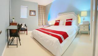 Derbyshire House - Coquitlam - 9