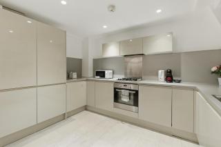 Stylish 2BR Clerkenwell Apartment Private Outdoor Space - 4
