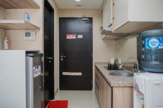 Cozy Stay Studio at Paramount Skyline Apartment By Travelio - 4
