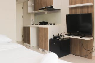 Great Location Studio Room at Springlake Summarecon Bekasi Apartment By Travelio - 4