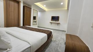 Hotel Nova Venus - Rajkot - 5