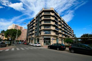 La Rosaleda, céntrico, con garaje y terraza exterior - Dénia - 8