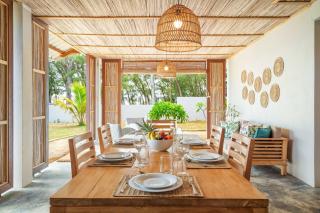Ti'Ocean Guest House - Incredible Beachfront Retreat - 6