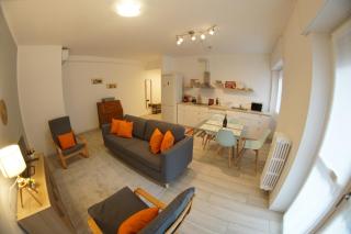 The Boulevard Alcove semi-central&quiet suite, with balcony! - 2