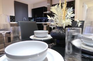 Stylish City-Centre Stay - 5